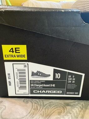 Under Armour UA Charged Assert 9 4E Men's Running Shoes - Black/White